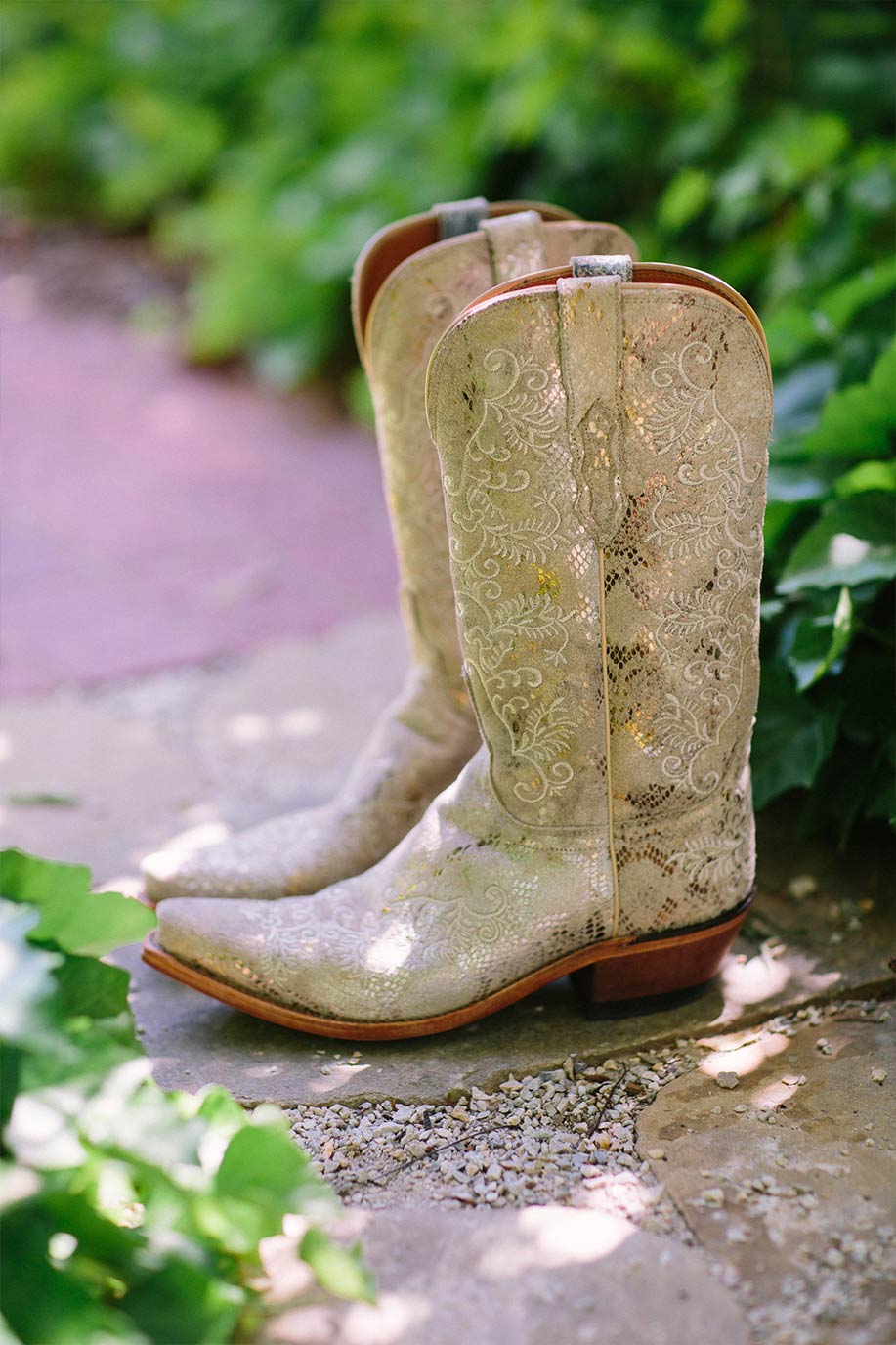 Bridal cowboy boots